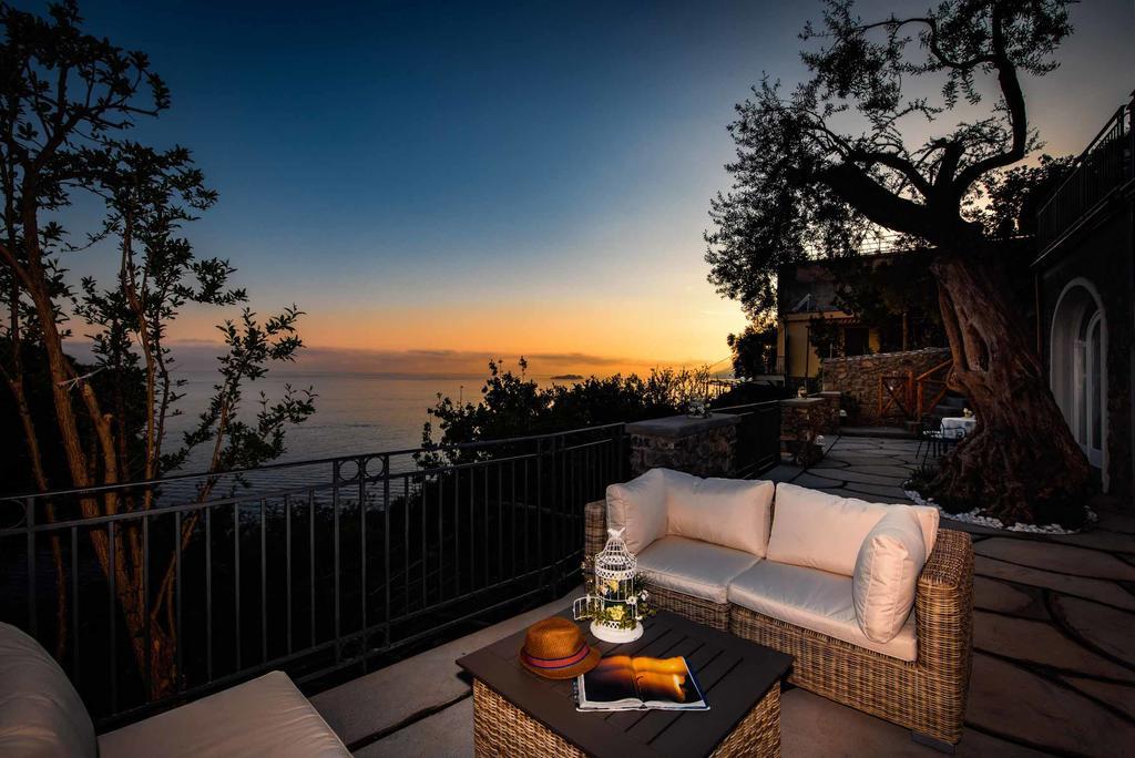 Villa De Rosa Positano Exteriör bild