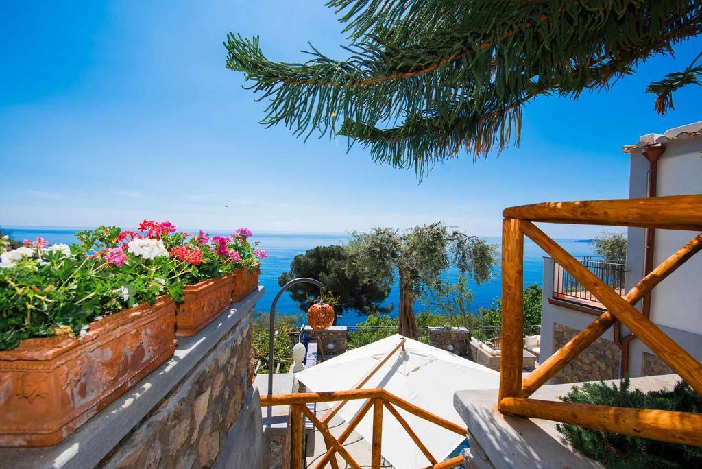 Villa De Rosa Positano Exteriör bild